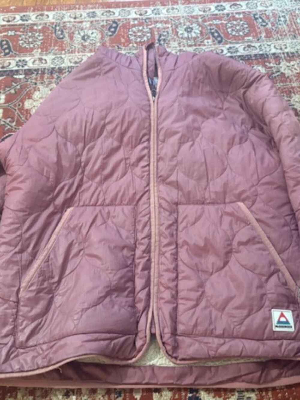 Passenger recycled jacket